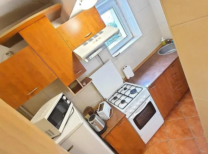 Global Downtown - Universitate - Balcescu Apartman