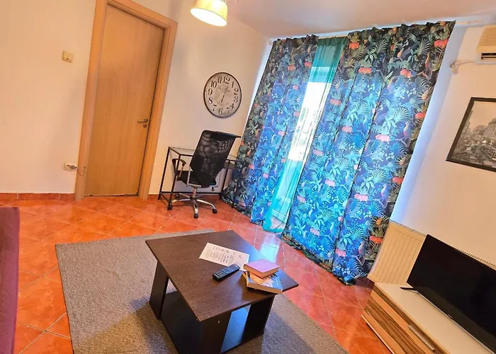 Global Downtown - Universitate - Balcescu Apartman *